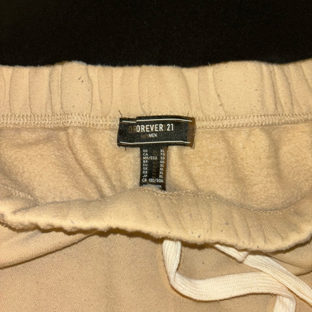 Forever21 Men’s Cream Joggers